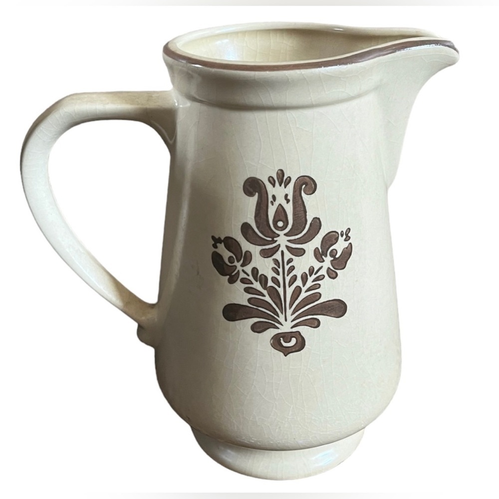 Pfaltzgraff village ceramic pitcher 2 quart 2 liter discontinued